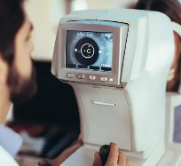 日照眼镜技术培训的老师分享电子产品对眼睛的危害